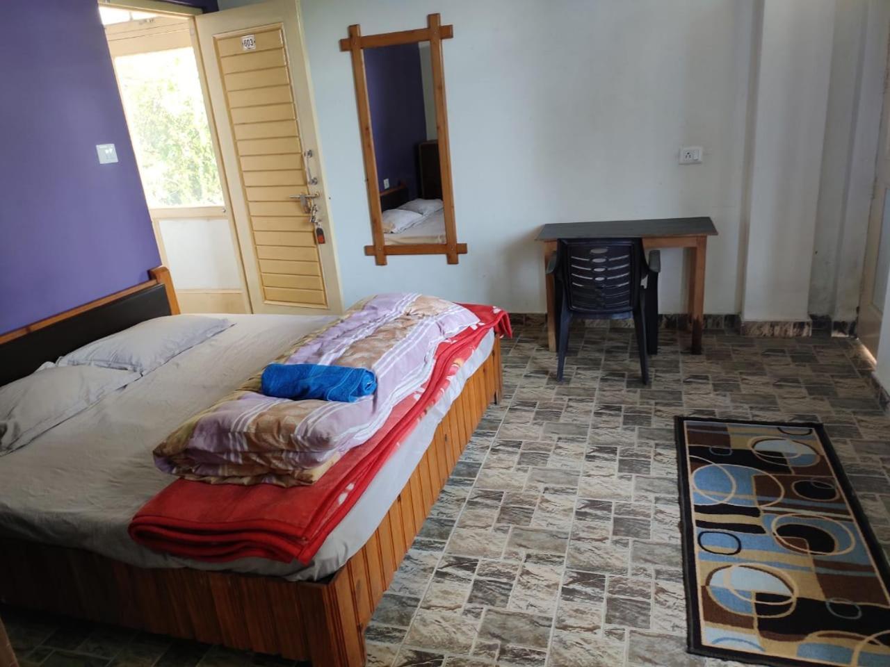 Oasis Guest House Bhagsu D'Shala Дармсала Экстерьер фото