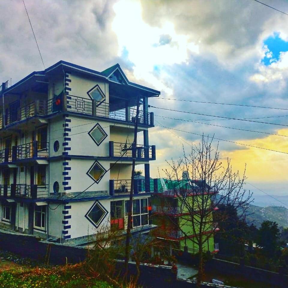 Oasis Guest House Bhagsu D'Shala Дармсала Экстерьер фото
